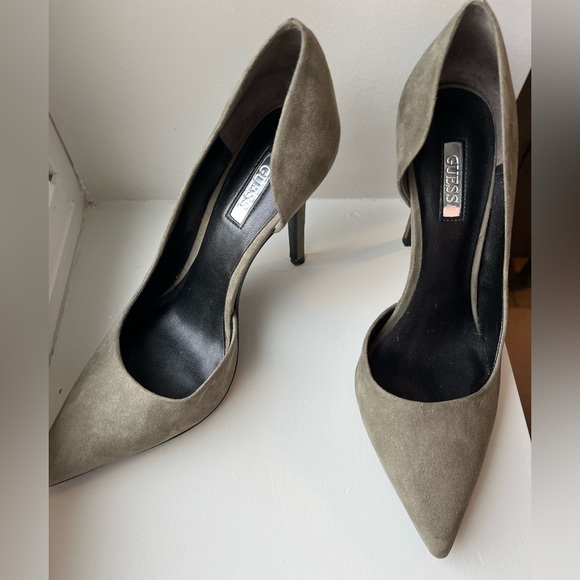 Guess Pumps - Size 7.5 - Picture 4 of 6